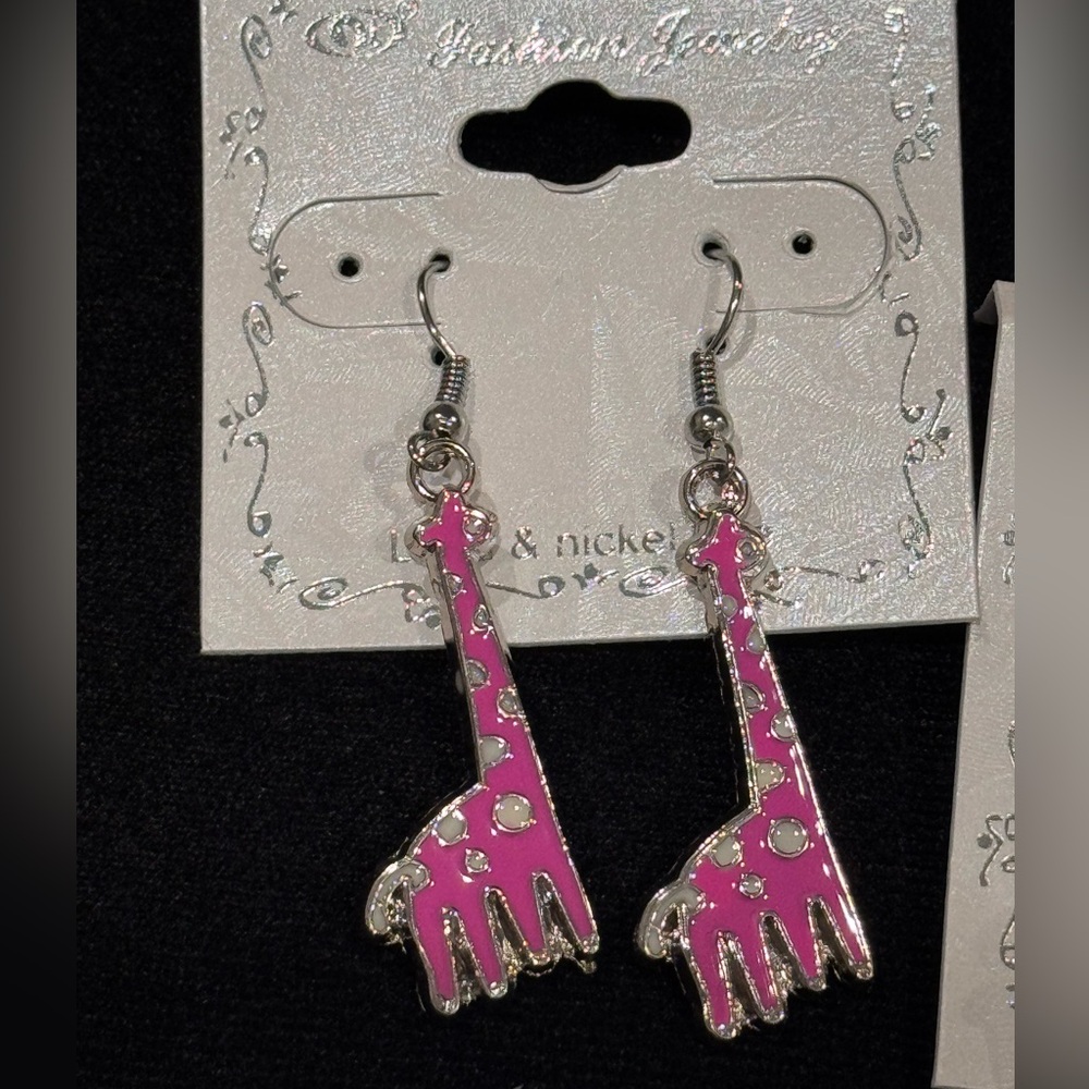 NT Fashion Jewelry Pink Giraffe Earrings 2 inch
